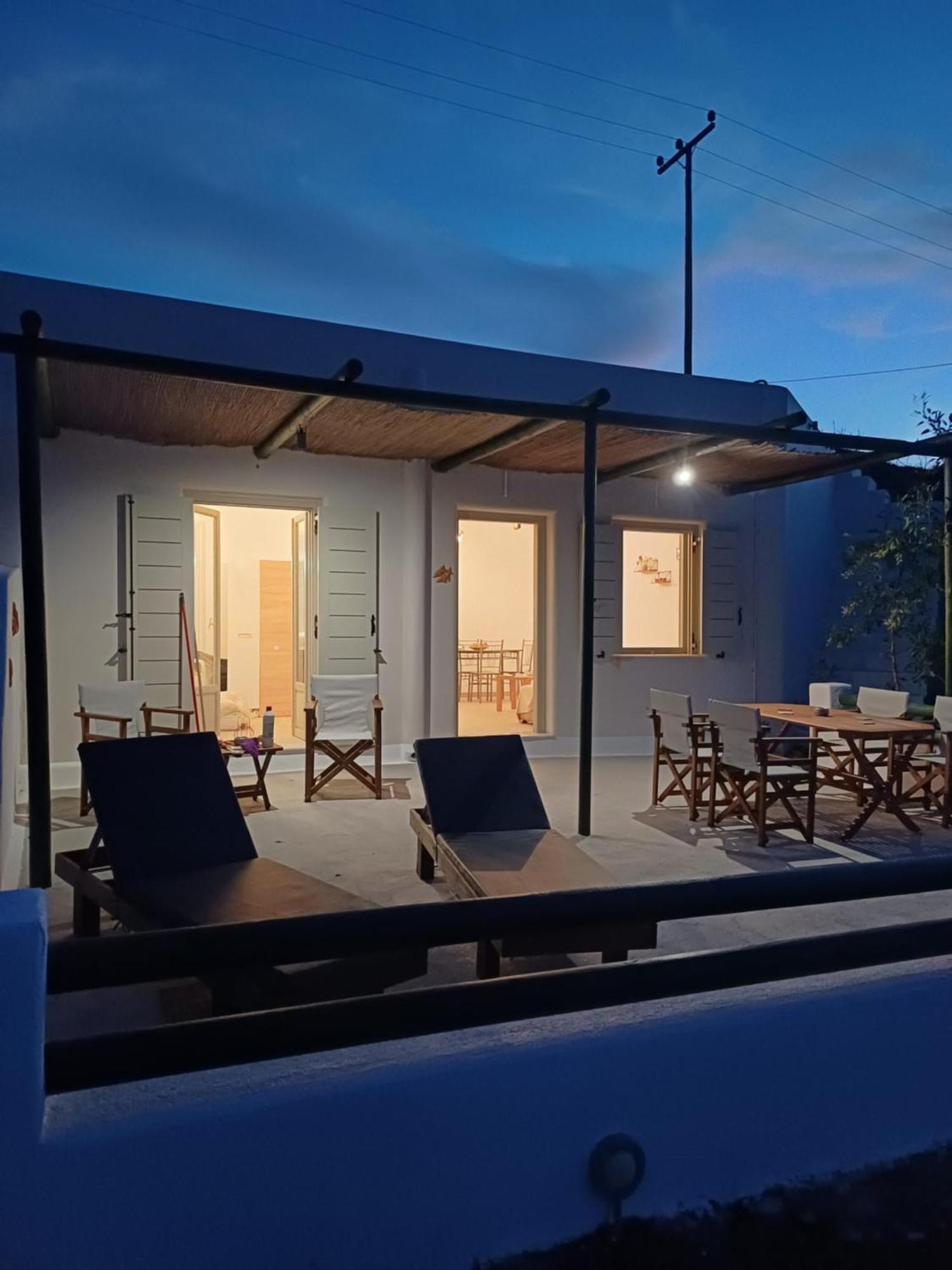 'Irene' Cycladic House With Sunrise And Sea View! Villa Finikiá Kültér fotó