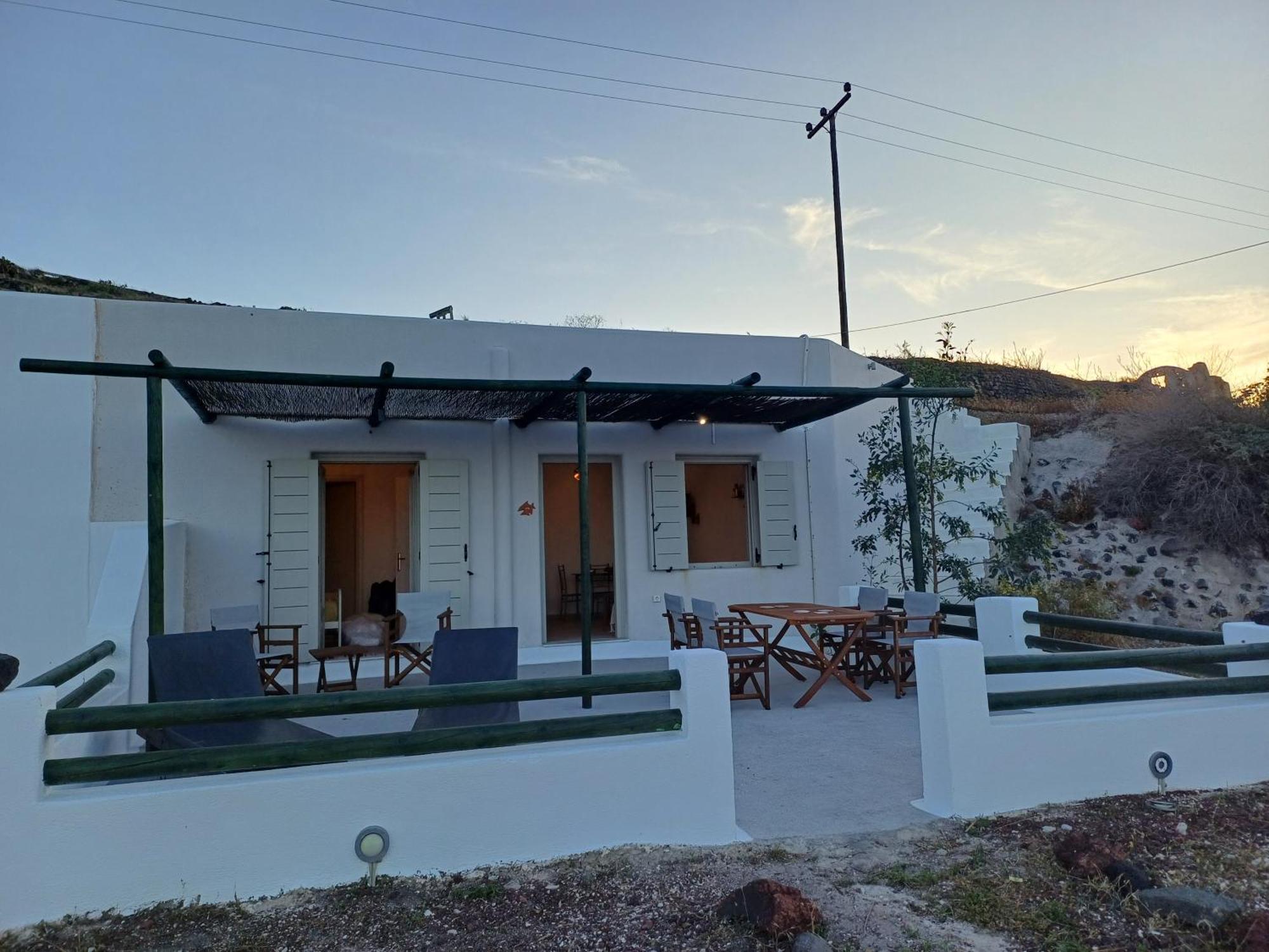 'Irene' Cycladic House With Sunrise And Sea View! Villa Finikiá Kültér fotó