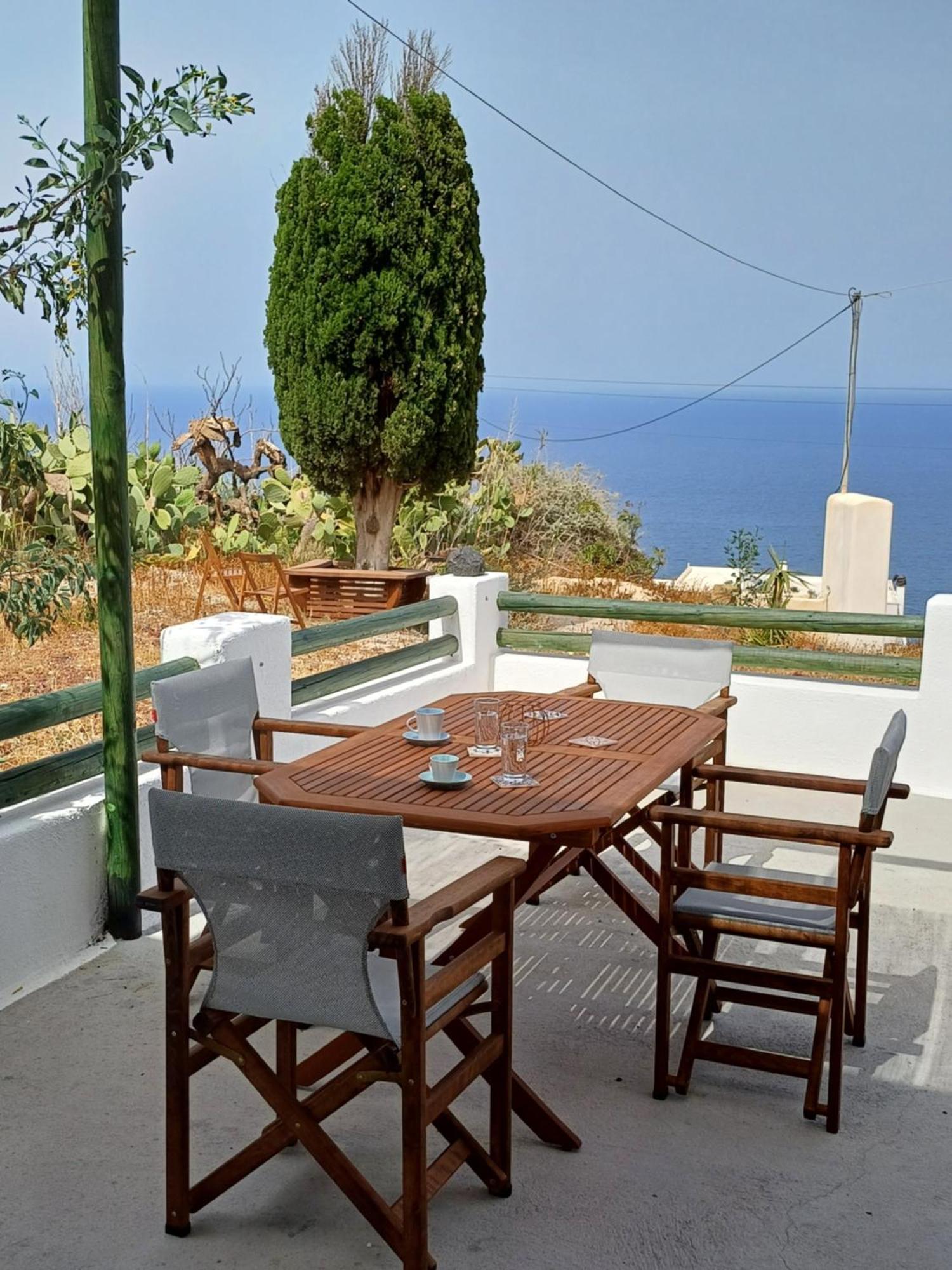 'Irene' Cycladic House With Sunrise And Sea View! Villa Finikiá Kültér fotó